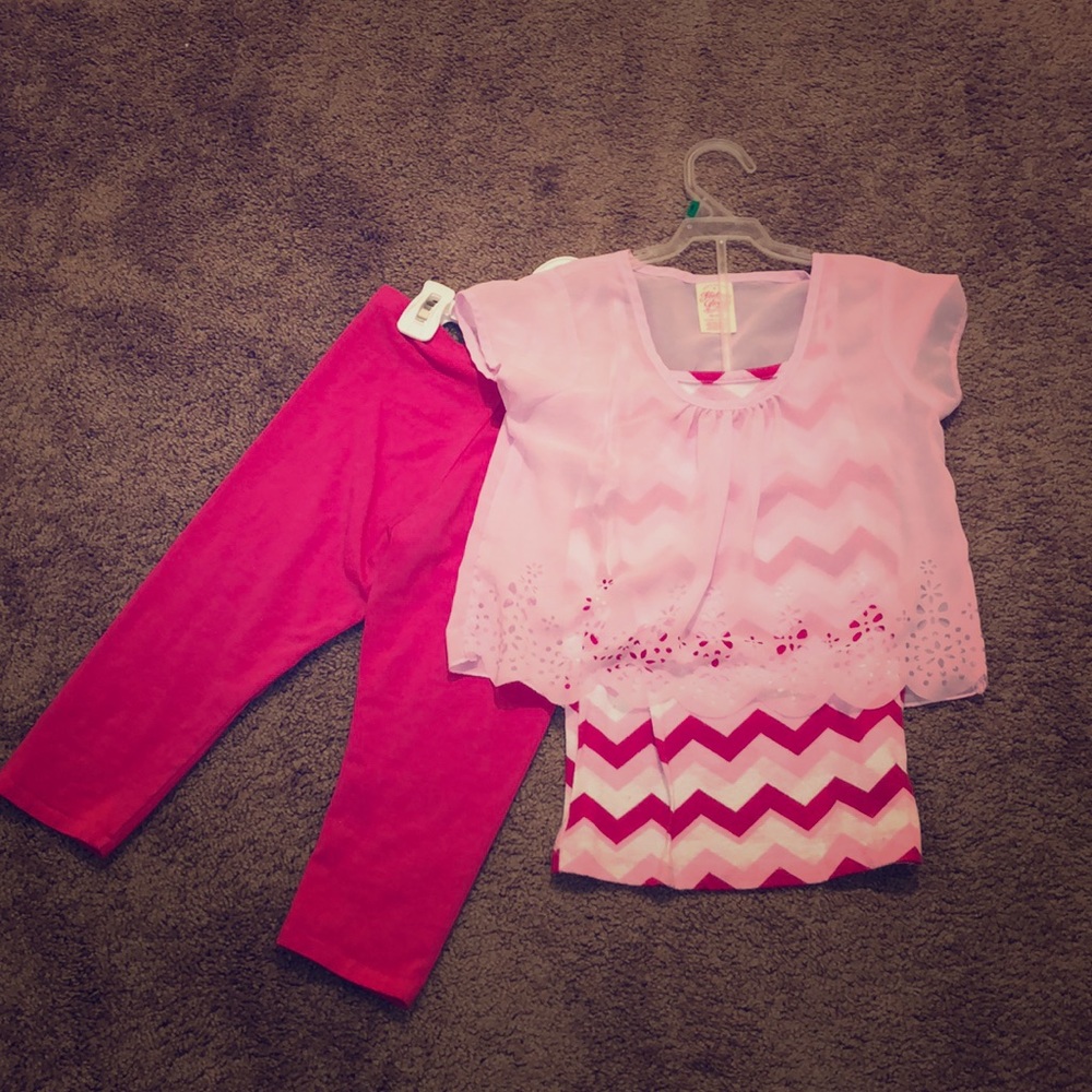 Girls capri set